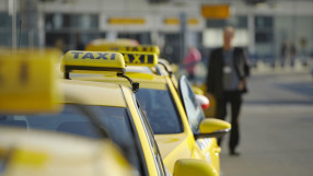Таксиметровите шофьори в Бургас искат увеличение на цените 