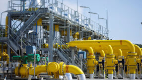 Интерконекторът с Гърция вече транспортира природен газ за Молдова