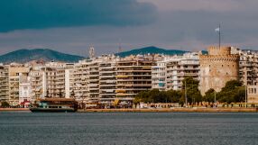 Парадокс в Гърция: Сделките с имоти се увеличават, жилищните кредити намаляват