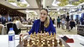 Наша шахматистка е на 1/8-финал в Баку