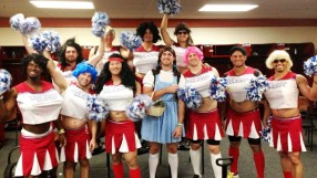 Забраниха традицията новаците в бейзболната лига да се обличат като жени