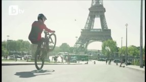 За ценители: С колело по стръмните стълби на Париж (ВИДЕО)