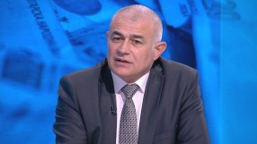 Министър Гьоков: Броят на безработните се е понижил с 65 375 за една година
