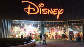 Наистина ли спират канала на Disney?