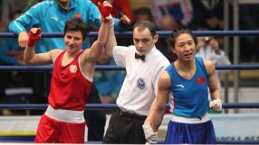 Стойка Петрова е на финал на световното по бокс