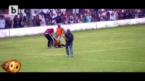 Жесток бой между играчи и стюарди в Аржентина (ВИДЕО)