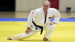 Международната федерация по джудо санкционира Путин
