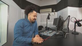 VenZy в ритъма на радиото: За ролята на водещ на „Над нещата“ по N-JOY