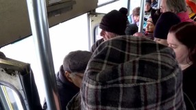 Мъчително пътуване до Витоша: Автобусна линия едва побира туристите през уикенда