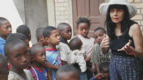 Вярваме в доброто: От България до Мадагаскар – историята на един странстващ учител