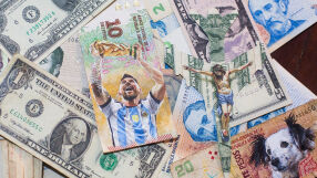 Как Лео Меси вдигна стойността на обезценената валута в Аржентина 