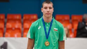 Саръбоюков с нов национален рекорд за юноши в скока на дължина