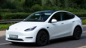 Tesla вдига цените на автомобилите Model Y - с колко?