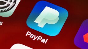 Поредна компания: PayPal ще съкрати около 2 500 работни места 