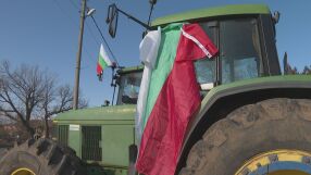 Земеделците блокират цялата страна с протести