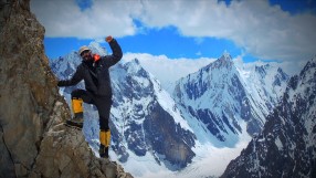 Боян Петров покори връх Анапурна