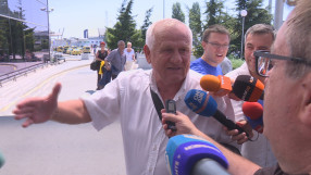 Люпко Петрович запази мълчание като пред избори (ВИДЕО)