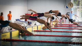 Злато за българската щафета на престижен турнир по плуване