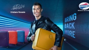 Кристиано Роналдо стяга куфарите за Италия