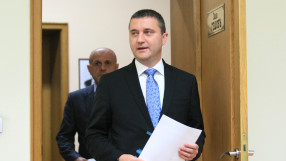 България подава документи за банковия съюз днес