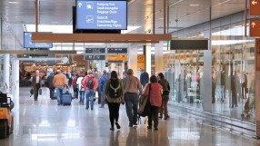 Тези европейски летища премахват правилото за 100 мл течност