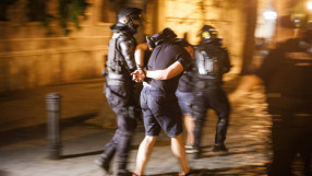 7 ултраси влизат в затвора заради нападението над българите в Братислава