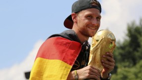 Седми световен шампион с Германия прекрати кариерата си
