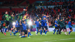 Дузпи изпратиха Италия на финал на Евро 2020