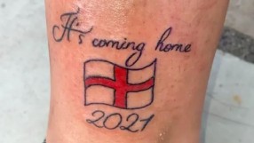 Англичанка, която не харесва футбола, си татуира It's coming home 2021