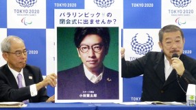 Шега с холокоста от 1998 г. доведе до оставката на режисьора на откриването в Токио