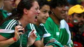 Вижте скандалната дузпа, която класира Мексико на полуфинал на Голд Къп!