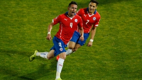 Чили надви Уругвай в скандален мач (ВИДЕО)