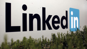 Изпълнителният директор на LinkedIn - разочарован от спада в рекламните умения