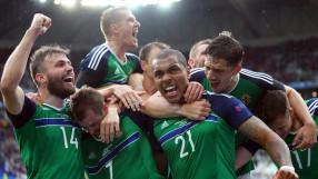 Северна Ирландия удави Украйна и записа първа победа на еврофинали