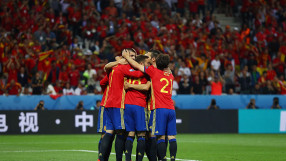 Испания превключи на 3-та и отнесе Турция