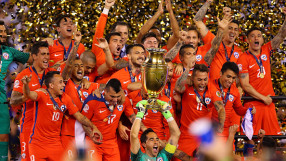 Чили защити трофея си от Копа Америка и отказа Меси от националния отбор