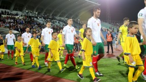 Без публика срещу Англия? УЕФА разследва България за расизъм