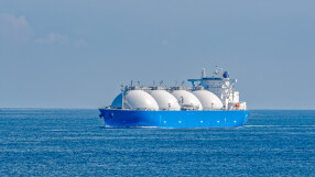 Първият танкер с втечнен газ за България пристига