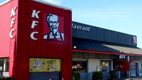 KFC сменя марулята със зеле
