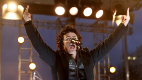 Фронтменът на Green Day се отказва от американско гражданство заради решението за абортите