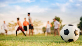 Организатори на детски футболен турнир духнаха със 700 000 евро