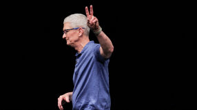 Контрол между 4 стени: Защо Apple не е засегната от глобални IT сривове?