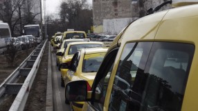 Общината предлага 850 лв. данък за такси