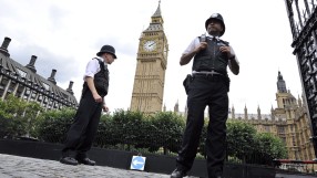 Великобритания тества мащабна система за предупреждение при спешни случаи