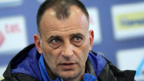 Здравков повика 20 футболисти за Евроквалификациите на България U21