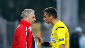 Отстраниха румънски треньор заради залози