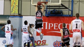 Капитанът на футболния „Черно море” ще играе в баскетболния Мач на звездите (ВИДЕО)