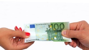 Жените в ЕС – средно с 16% по-ниски заплати от мъжете