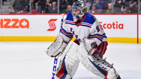 Спасена дузпа и нова победа за Александър Георгиев в НХЛ (ВИДЕО)