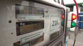 Експерти прогнозират поскъпване на бензина заради нови изисквания 
